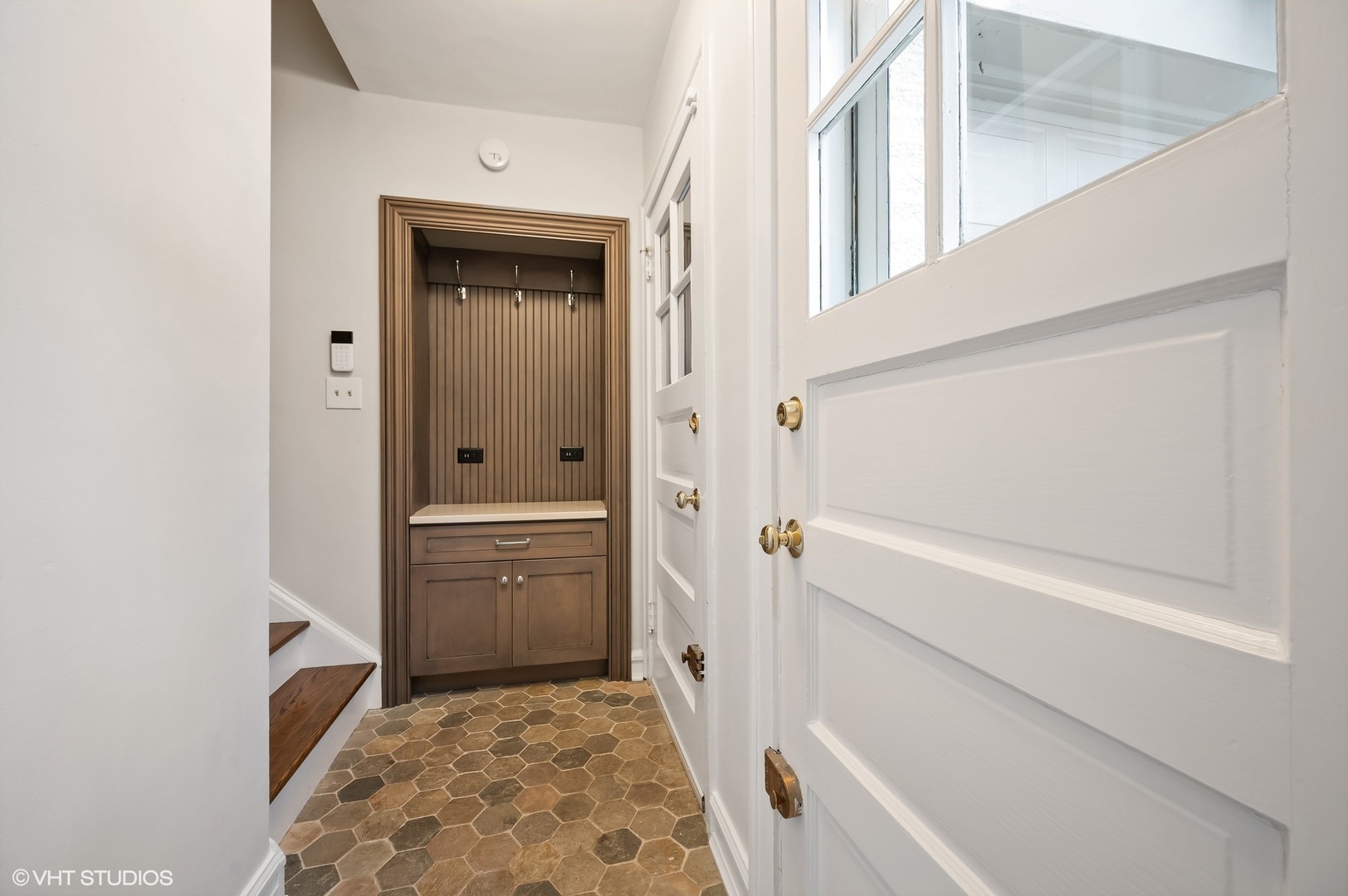 221 Church Road Winnetka, IL 60093 - Photo 21 of 42 a bathroom with a granite countertop sink and a mirror