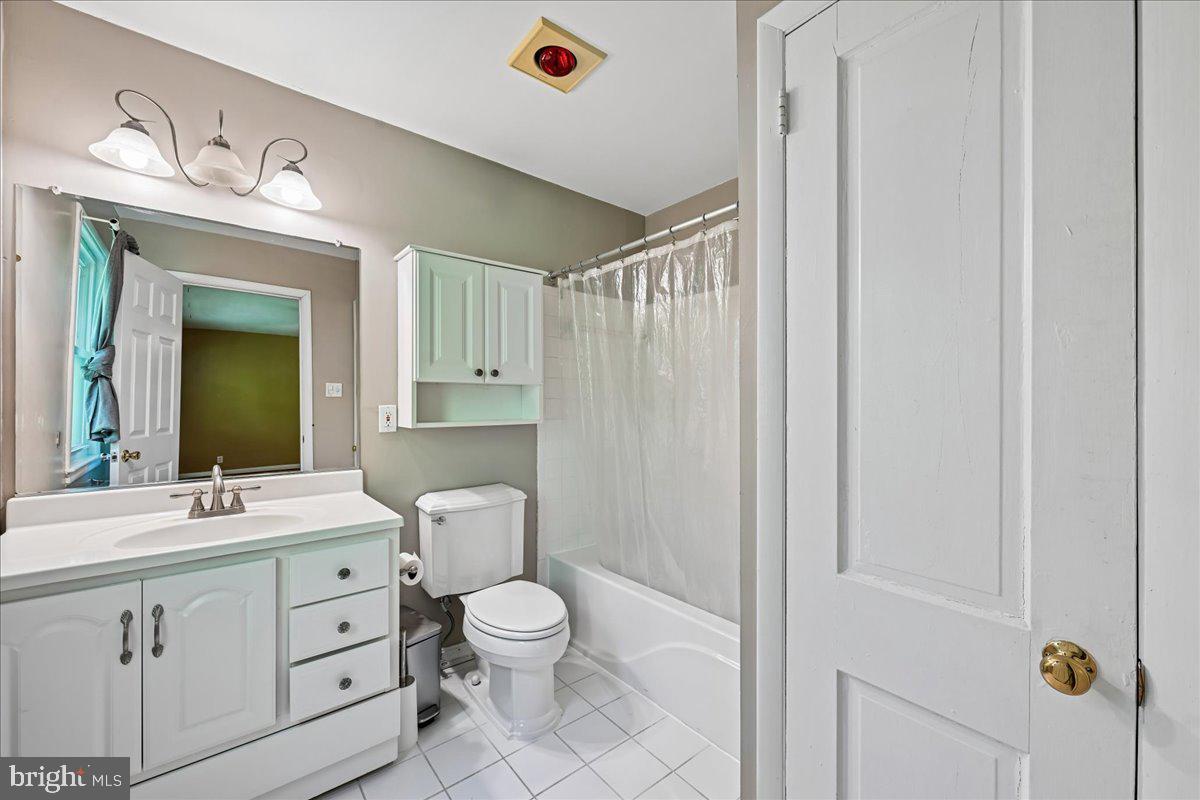 8651 Geren Road, Unit 274 Silver Spring, MD 20901 - Photo 20 of 36