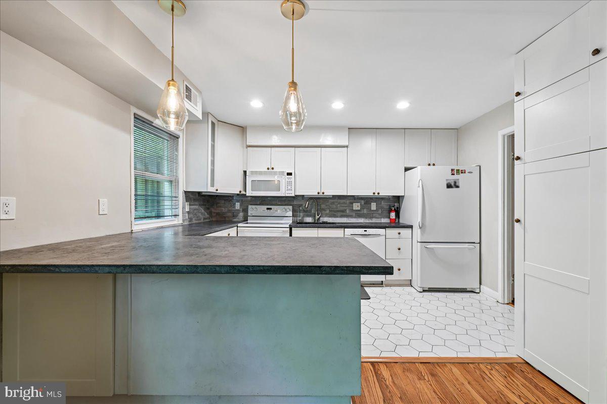 8651 Geren Road, Unit 274 Silver Spring, MD 20901 - Photo 2 of 36