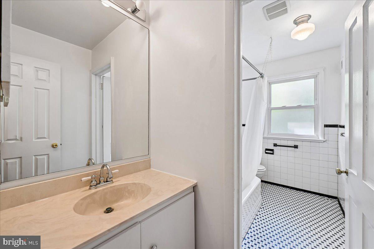 8651 Geren Road, Unit 274 Silver Spring, MD 20901 - Photo 24 of 36