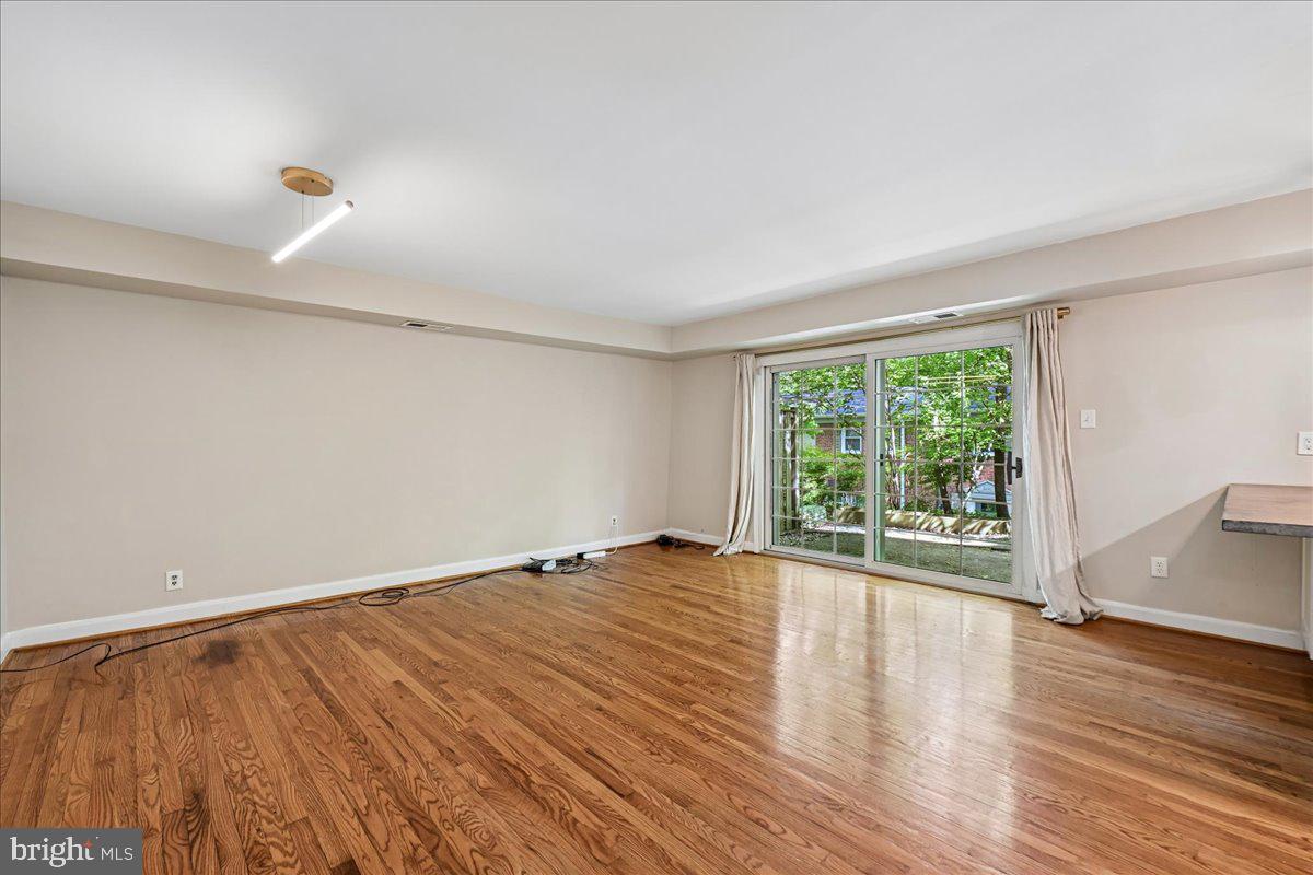 8651 Geren Road, Unit 274 Silver Spring, MD 20901 - Photo 9 of 36