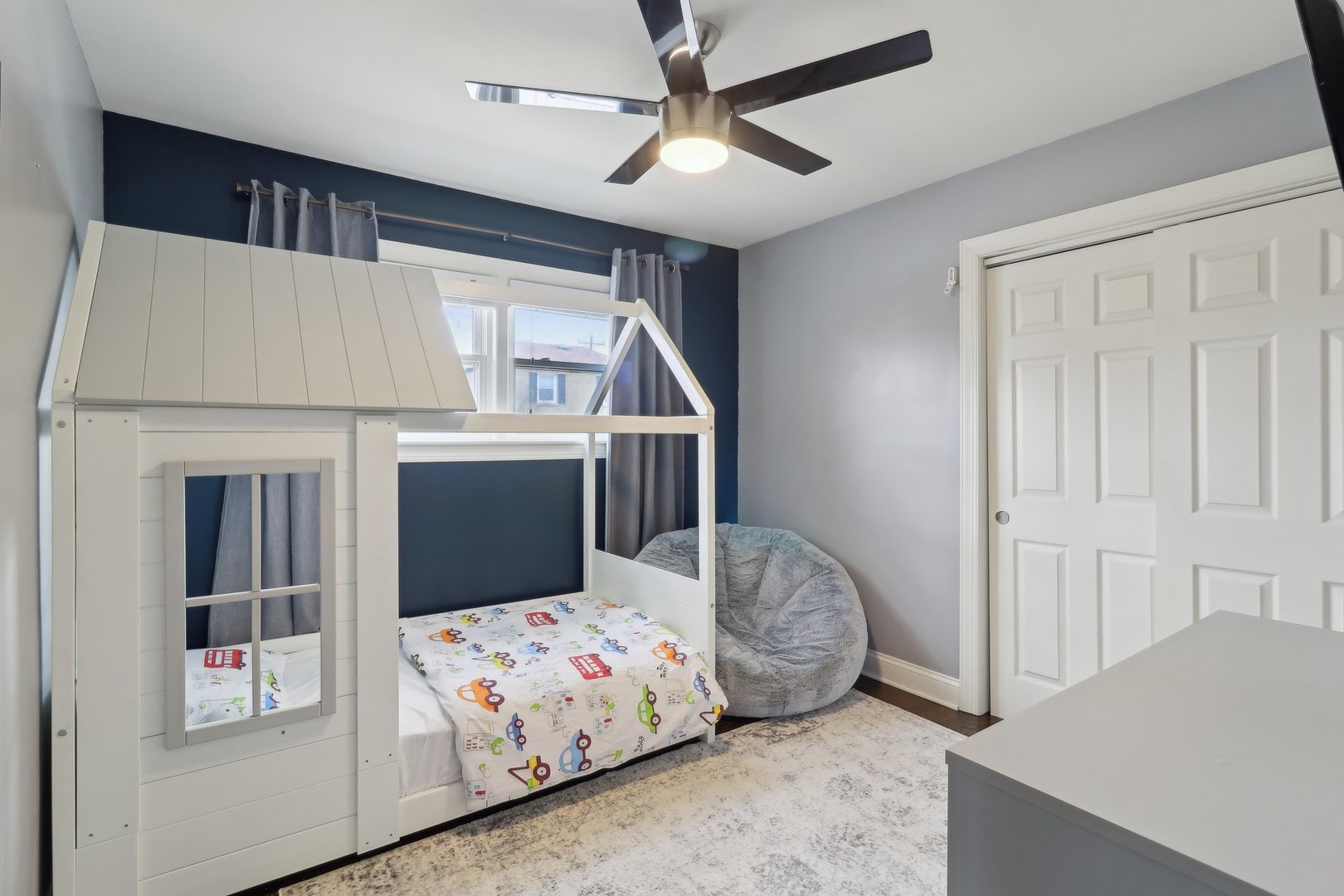 7901 East Prairie Road Skokie, IL 60076 - Photo 17 of 35