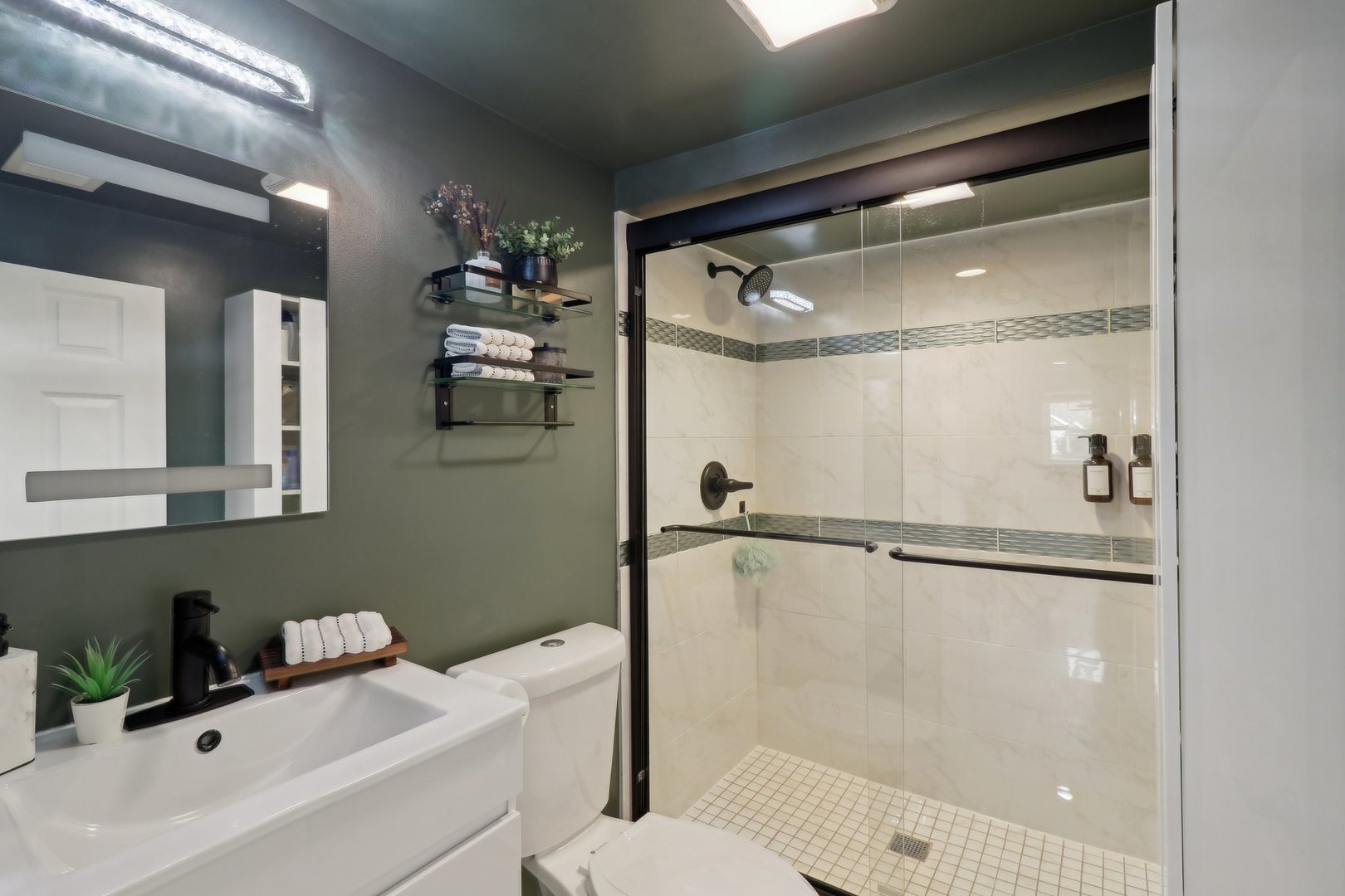 7901 East Prairie Road Skokie, IL 60076 - Photo 22 of 35