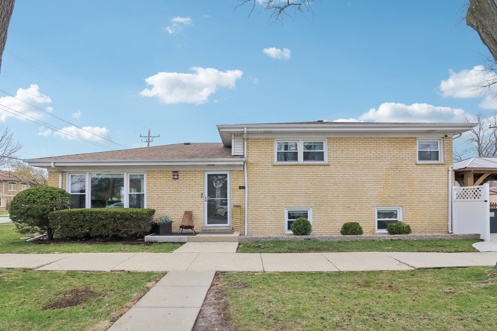 7901 East Prairie Road Skokie, IL 60076 - Photo 33 of 35