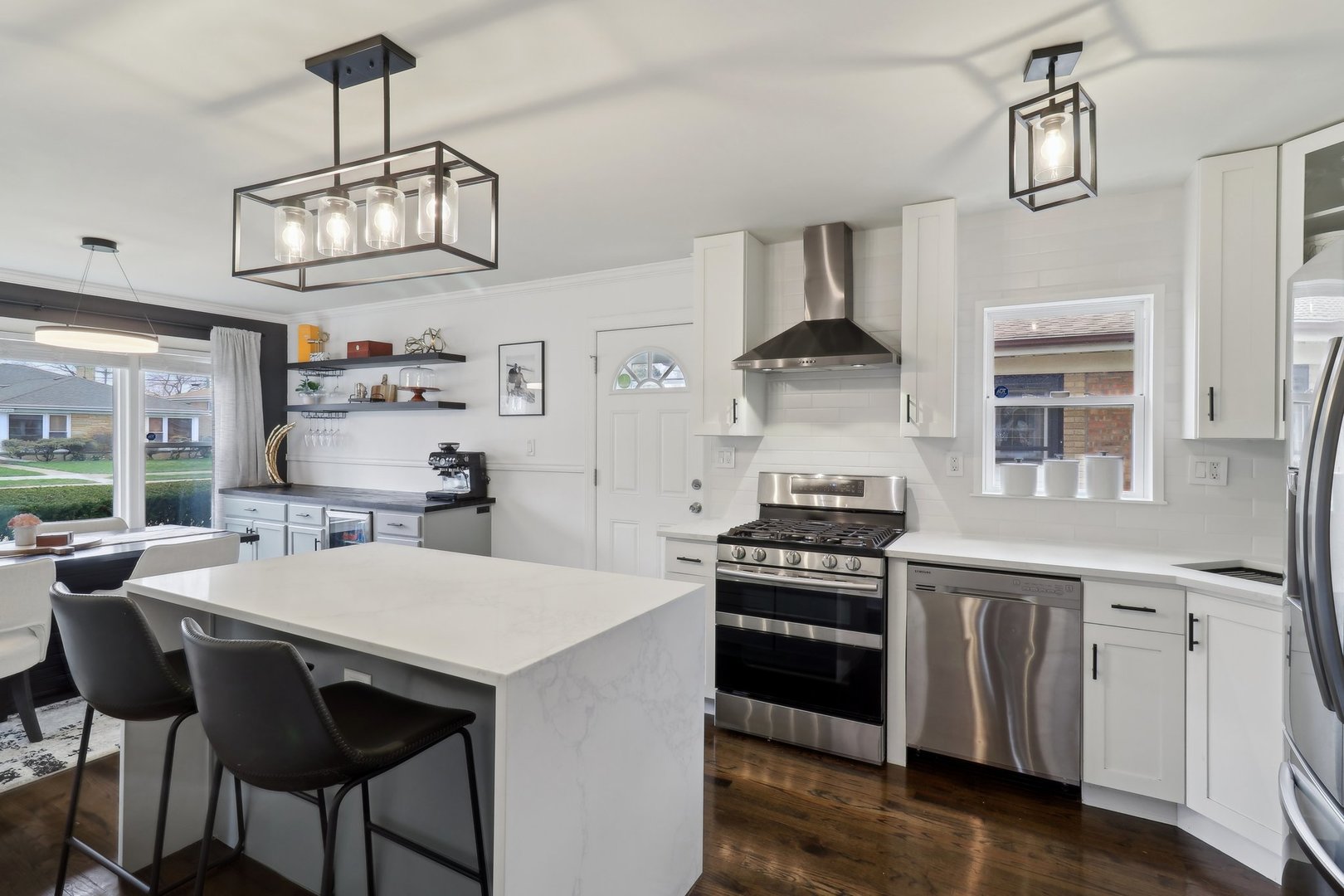 7901 East Prairie Road Skokie, IL 60076 - Photo 8 of 35