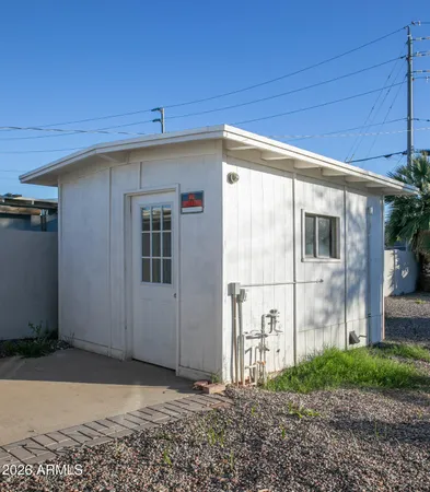 $1,790 | 2205 West Cambridge Avenue, Phoenix, AZ 85009