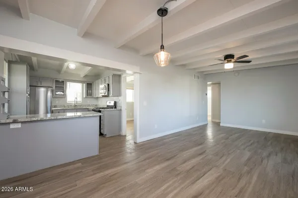 $1,790 | 2205 West Cambridge Avenue, Phoenix, AZ 85009