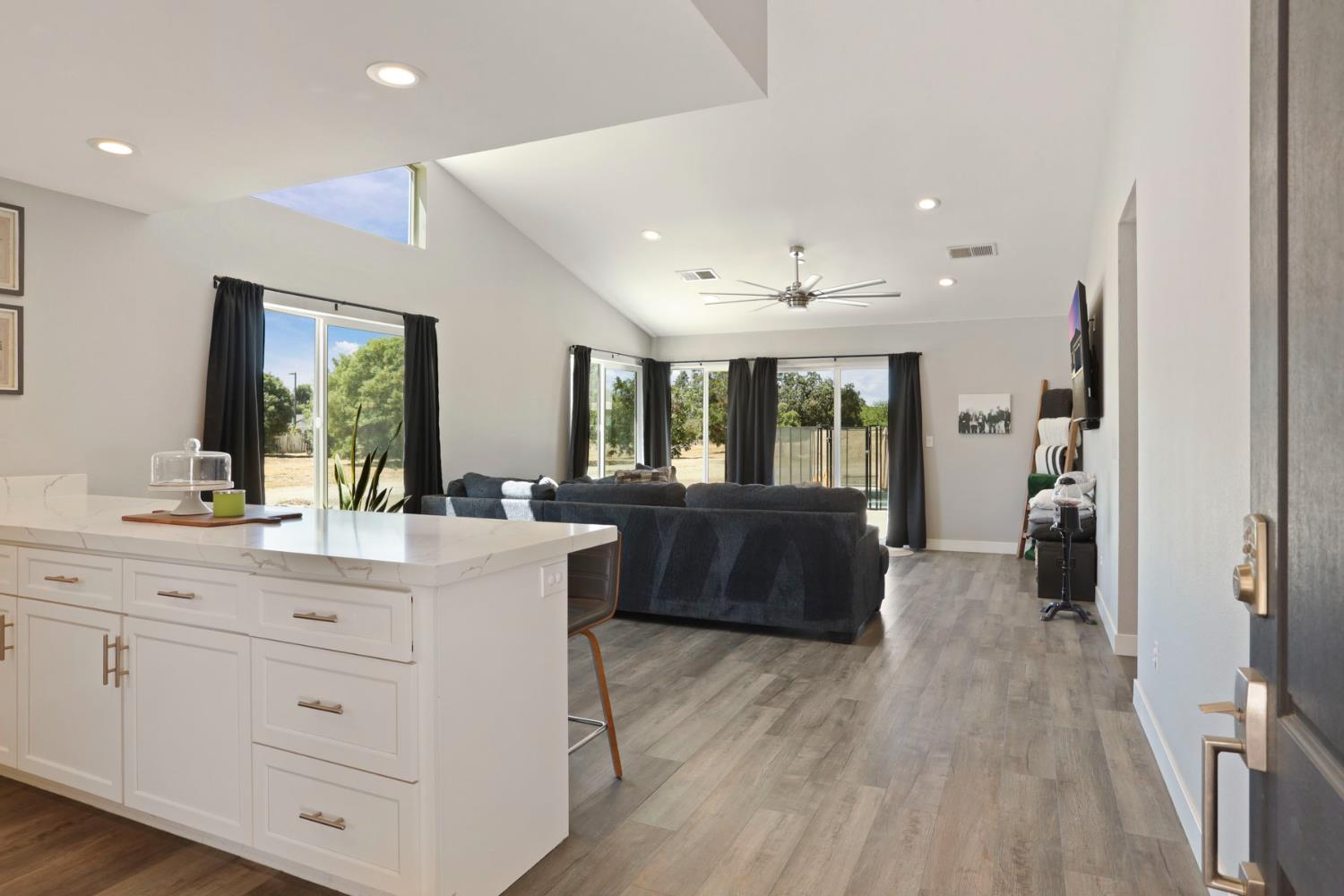 23811 South Jack Tone Road Ripon, CA 95366 - Photo 15 of 51