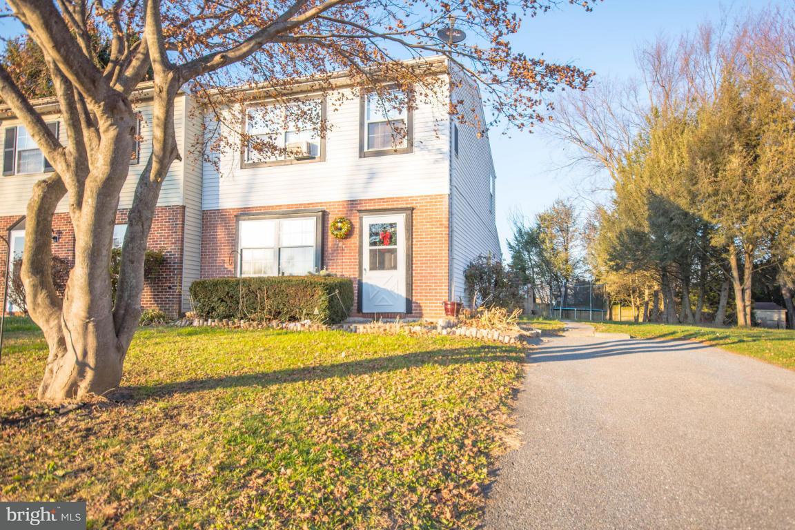 1018 Williamsburg Road Lancaster, PA 17603 - Photo 1 of 23 Gallery Image 1