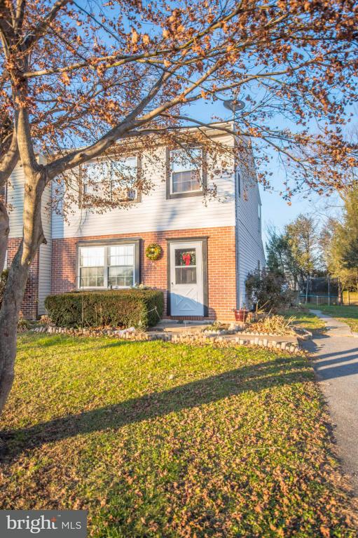 1018 Williamsburg Road Lancaster, PA 17603 - Photo 2 of 23 Gallery Image 2