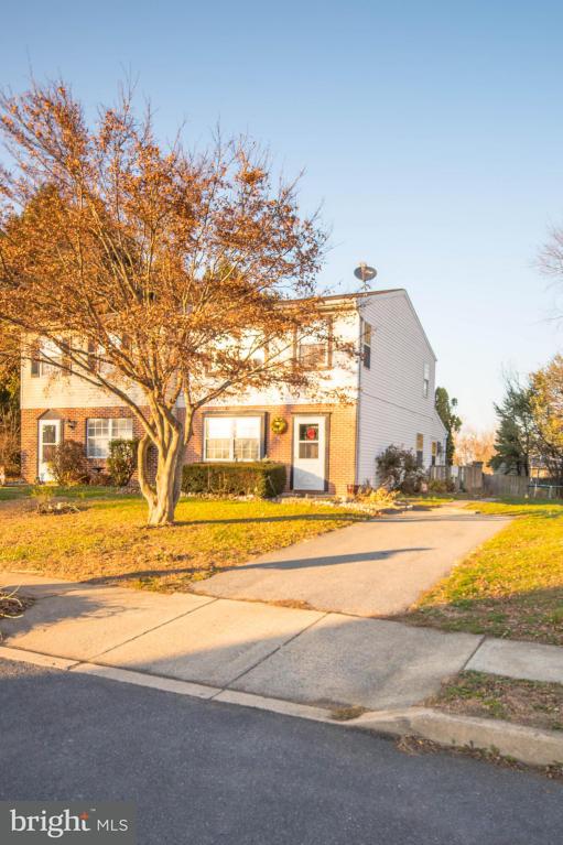 1018 Williamsburg Road Lancaster, PA 17603 - Photo 3 of 23 Gallery Image 3