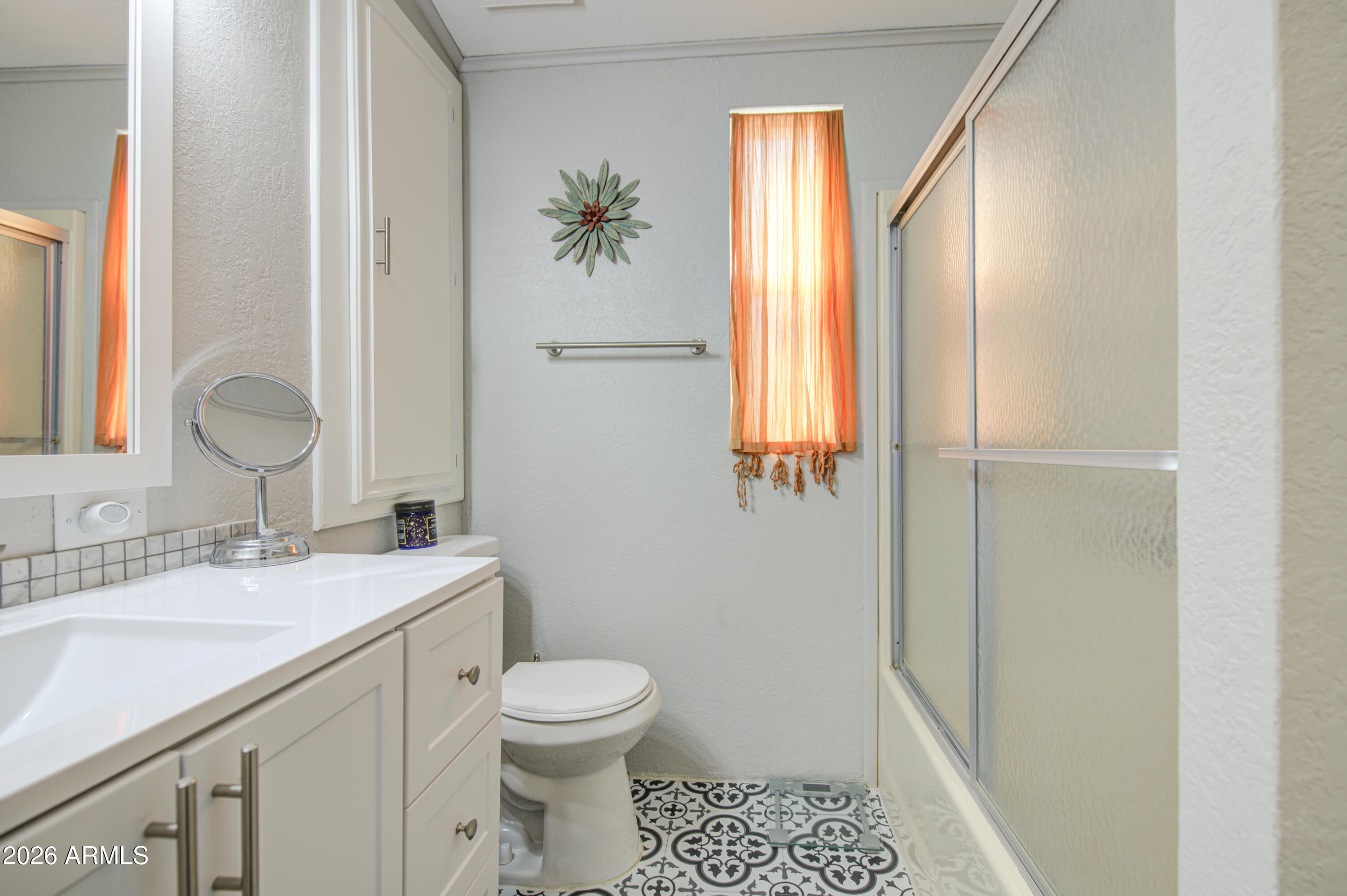 7750 East Broadway Road, Unit 562 Mesa, AZ 85208 - Photo 4 of 33 Bathroom-pic 1