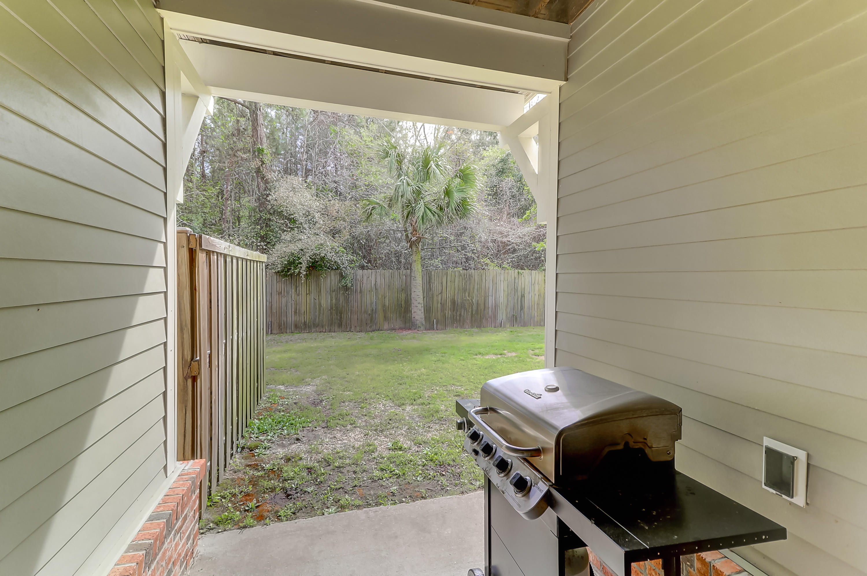 1203 Dingle Road Mount Pleasant, SC 29466 - Photo 21 of 25 back courtyard area with patio