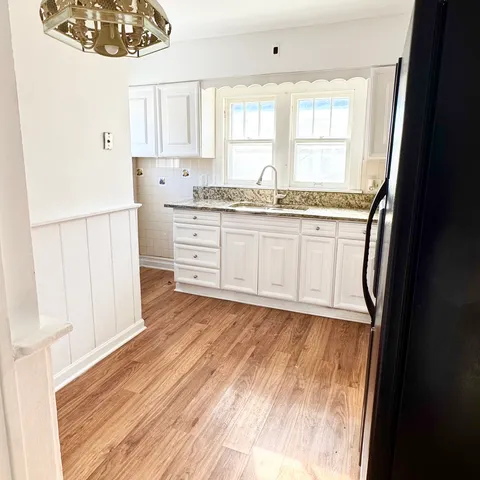 $345,000 | 712 South Spencer Street, Aurora, IL 60505