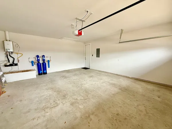 $2,400 | 433 Abruzzi Street, Leander, TX 78641