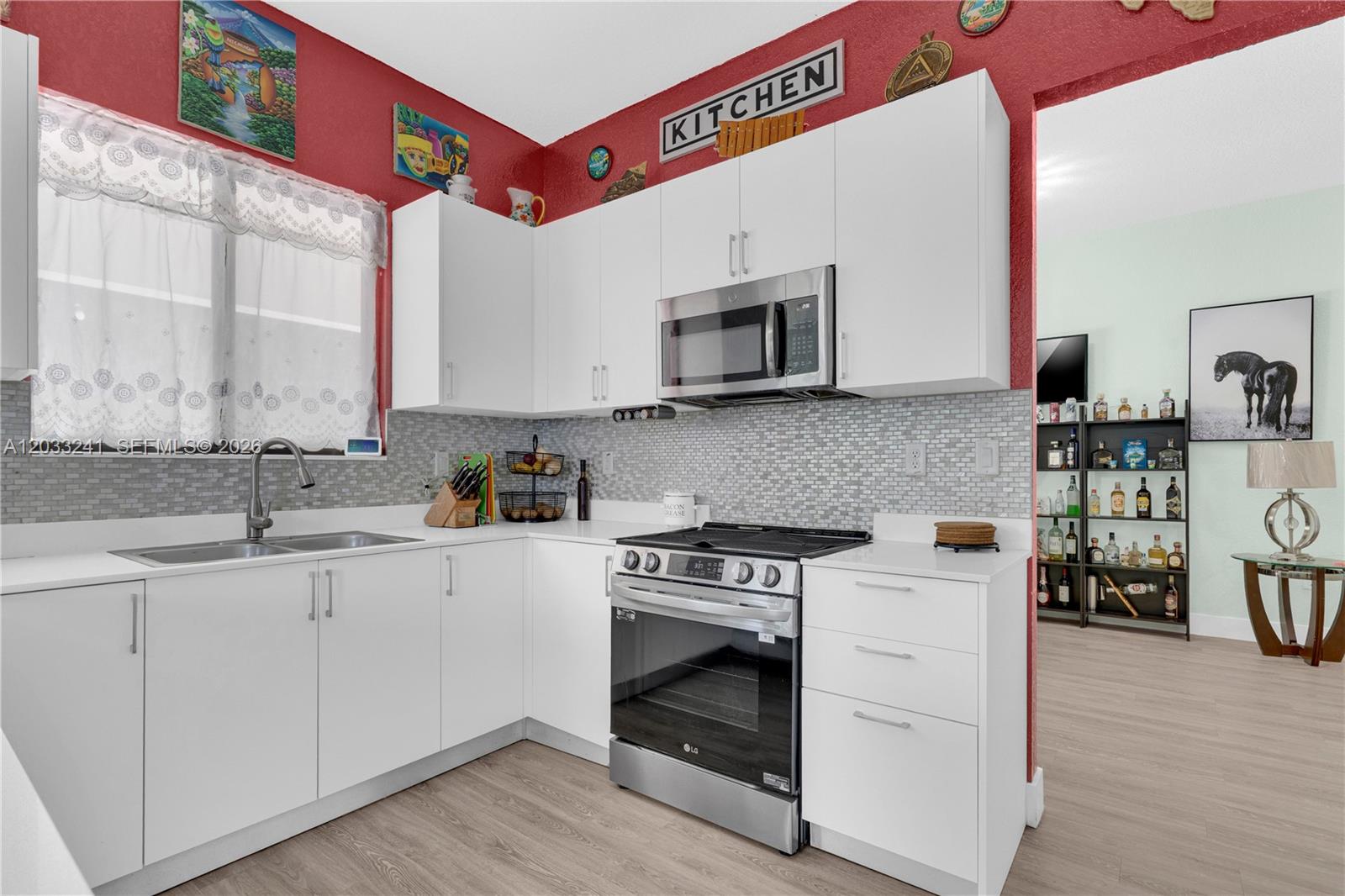 32008 Southwest 199th Place Homestead, FL 33030 - Photo 13 of 60