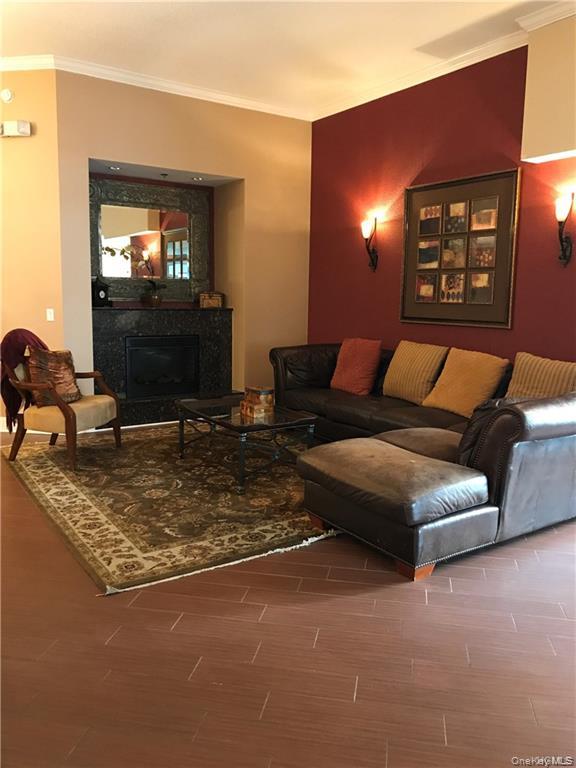 100 New Roc City Place, Unit 412 New Rochelle, NY 10801 - Photo 12 of 16 Club Room sitting area