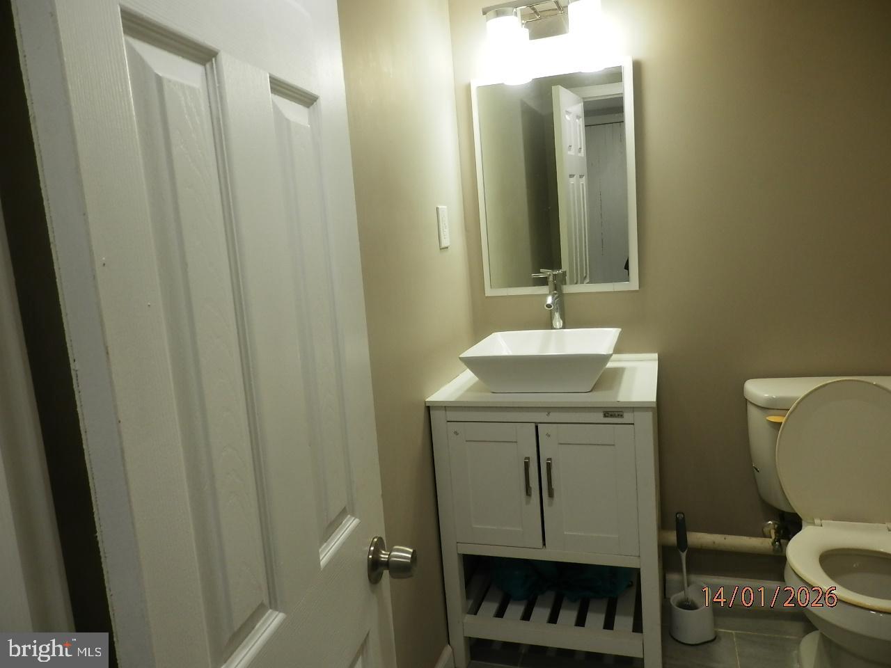 3327 Elbert Street Baltimore, MD 21229 - Photo 11 of 15 bathroom