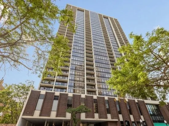 $2,250 | 1636 North Wells Street, Unit 3110, Chicago, IL 60614