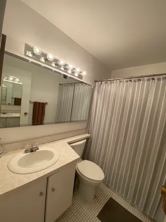 $2,250 | 1636 North Wells Street, Unit 3110, Chicago, IL 60614