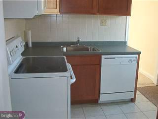 201 Ridgewood Road Springfield, PA 19064 - Photo 3 of 6