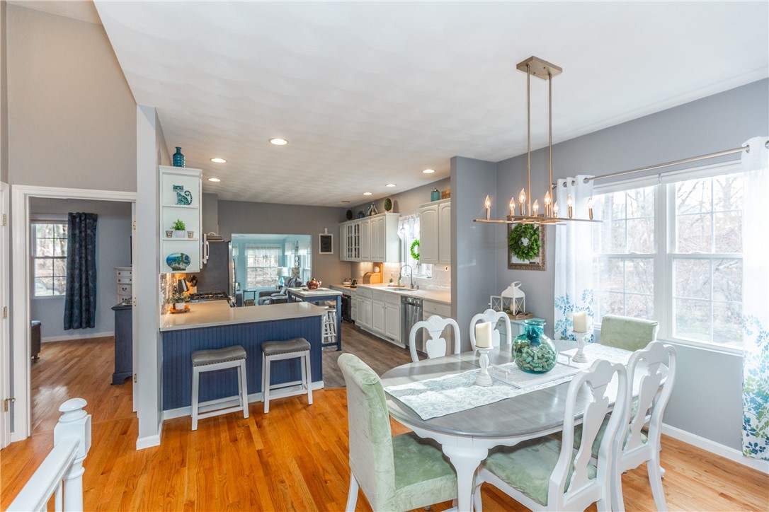 9 Countryside Drive Smithfield, RI 02917 - Photo 13 of 50