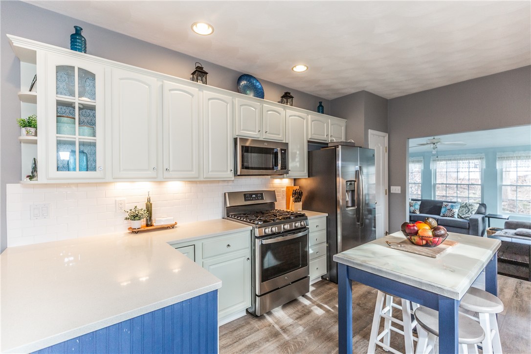 9 Countryside Drive Smithfield, RI 02917 - Photo 25 of 50