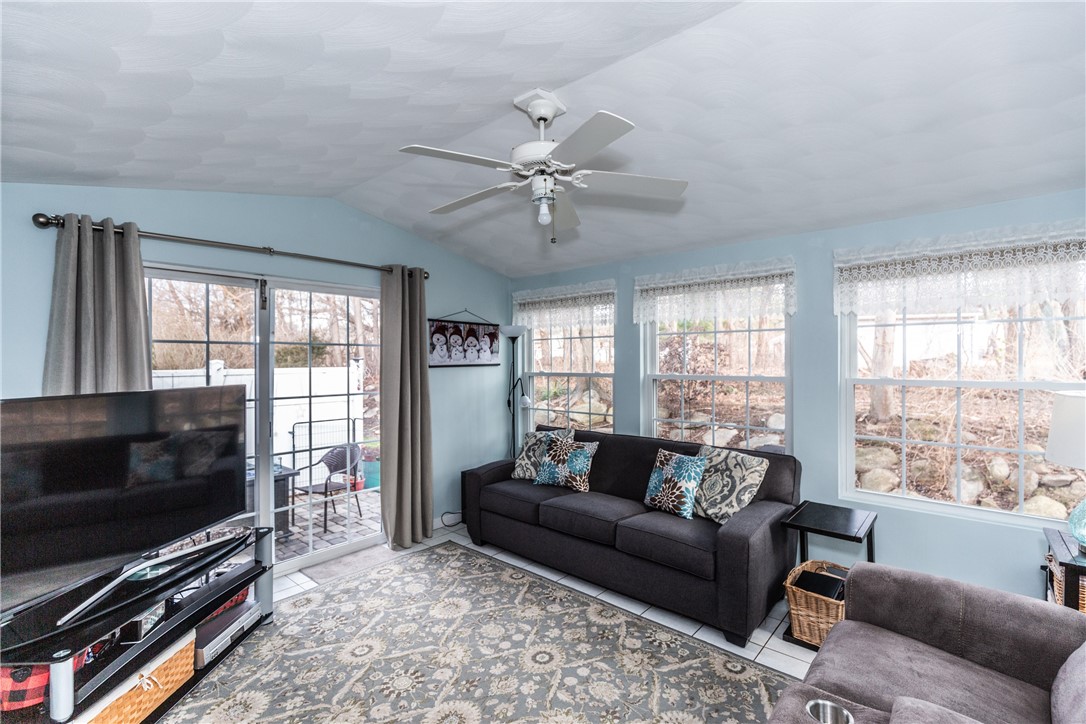 9 Countryside Drive Smithfield, RI 02917 - Photo 27 of 50