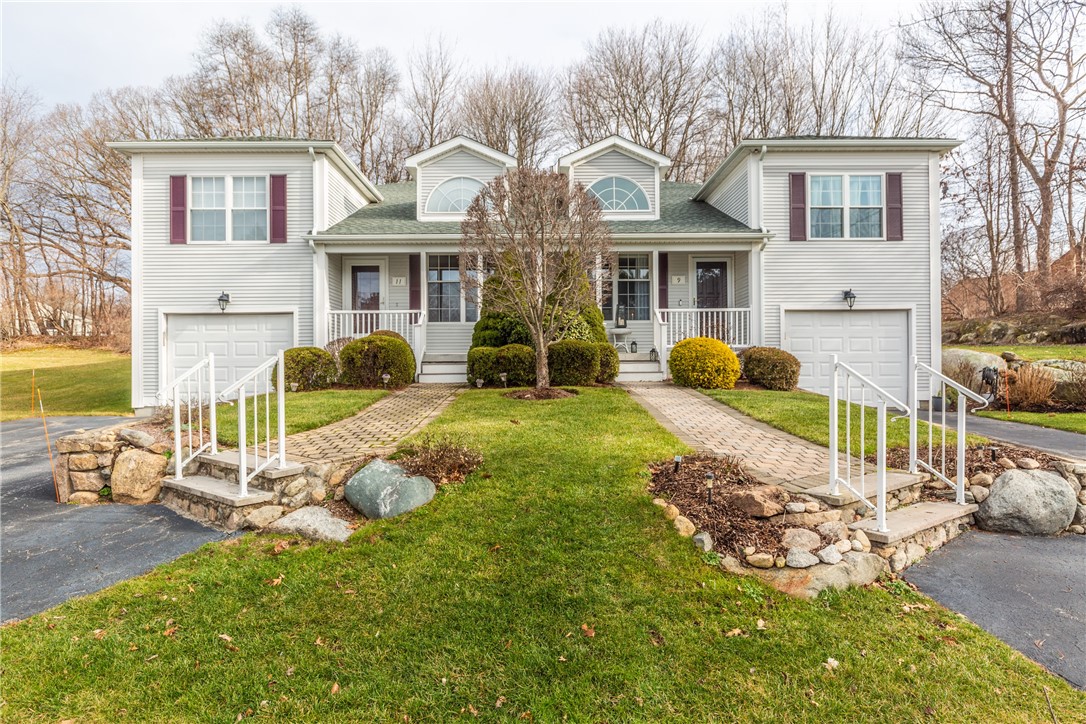 9 Countryside Drive Smithfield, RI 02917 - Photo 3 of 50