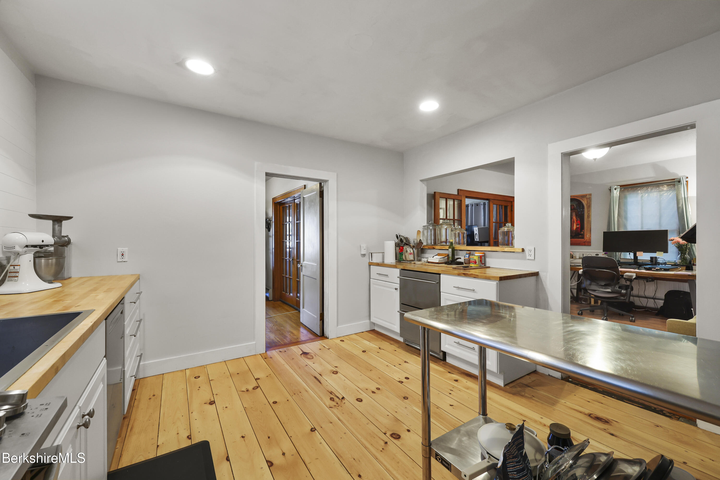 281 Walnut Street North Adams, MA 01247 - Photo 13 of 35 Kitchen