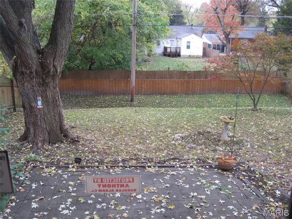 $1,500 | 263 Meadowcrest Drive, Ferguson, MO 63135