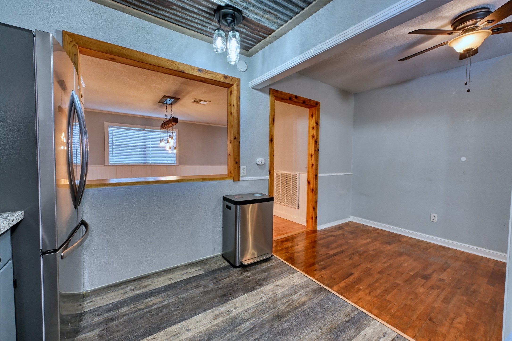 2125 Shanks Road Angleton, TX 77515 - Photo 10 of 25