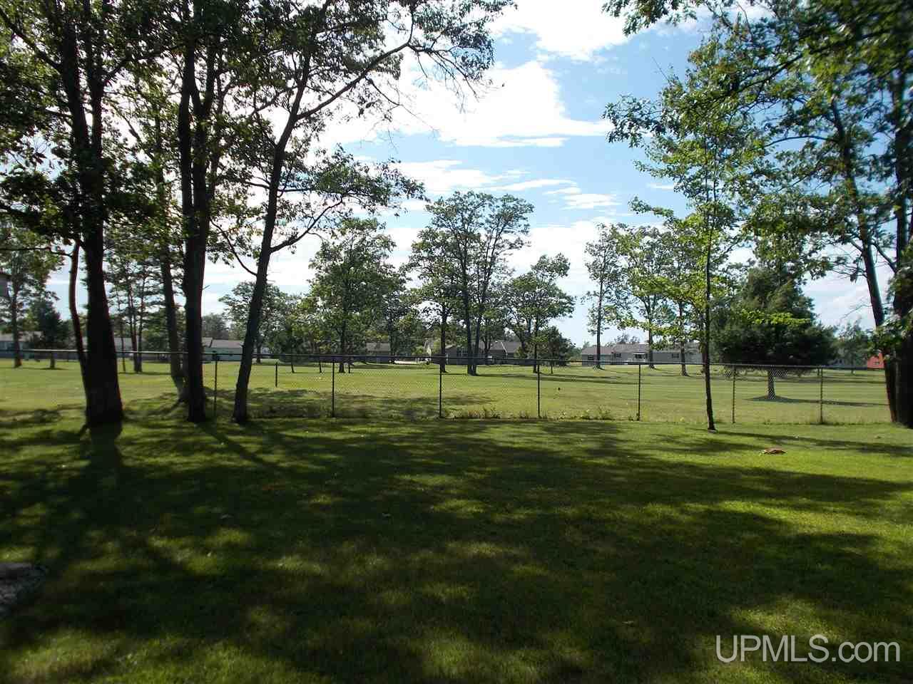 24 Tipperary Road Gladstone, MI 49837 - Photo 25 of 25 Gallery Image 25