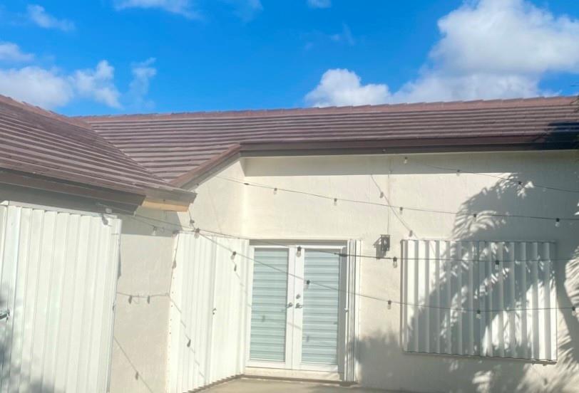 16322 Southwest 76th Street Miami, FL 33193 - Photo 5 of 31