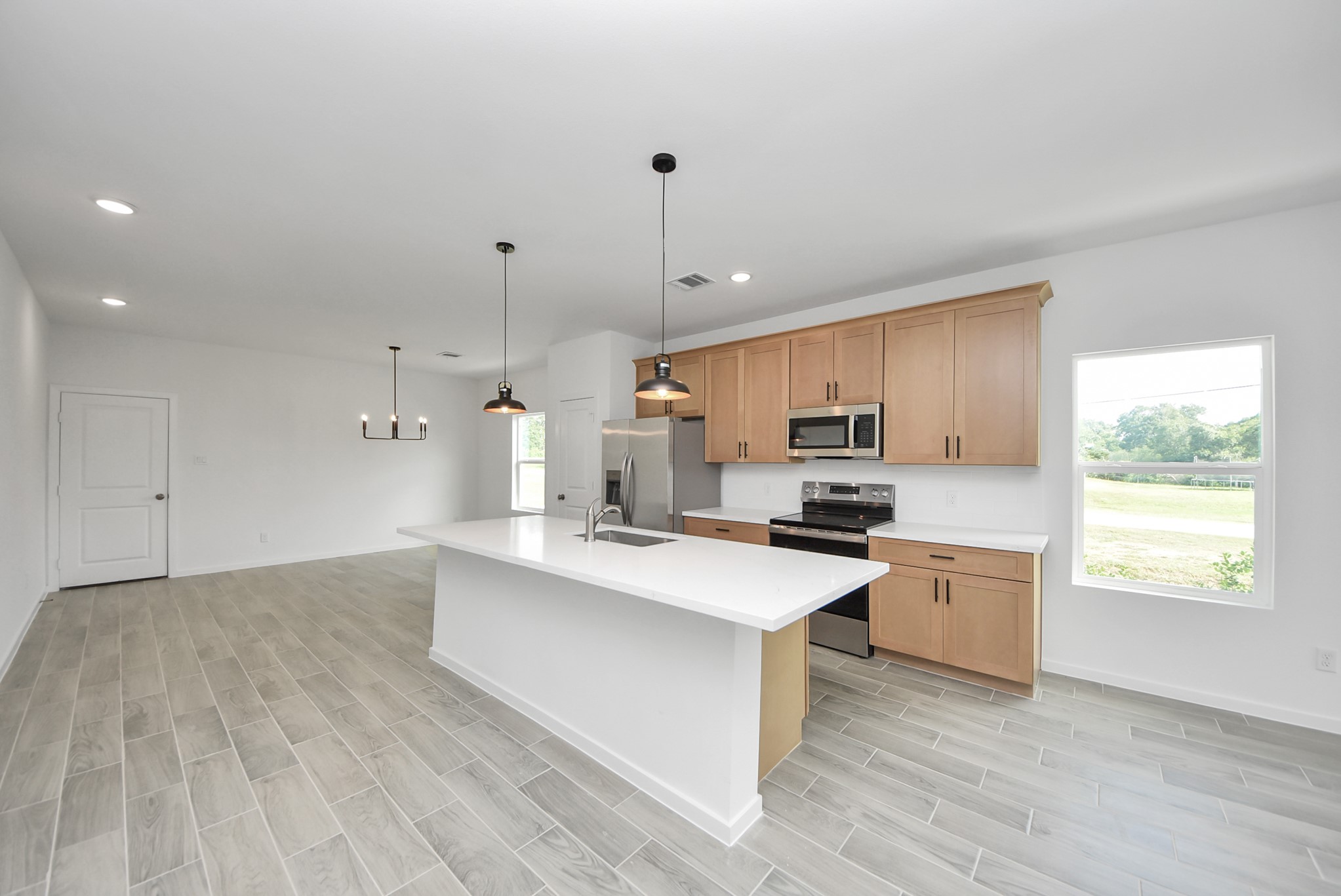 211 19th Street Hempstead, TX 77445 - Photo 12 of 32