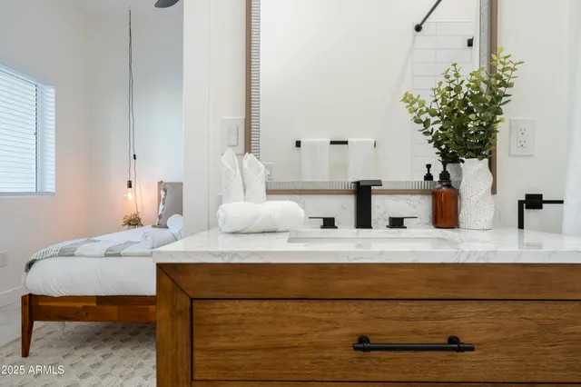 $15,000 | 5049 East Shaw Butte Drive, Scottsdale, AZ 85254