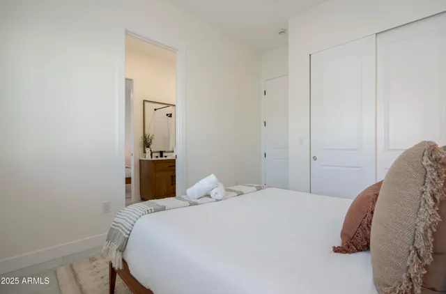 $15,000 | 5049 East Shaw Butte Drive, Scottsdale, AZ 85254