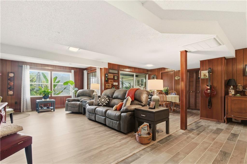 6817 Lakeshore Drive Raytown, MO 64133 - Photo 46 of 73