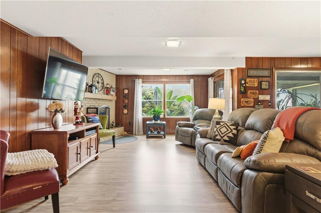 6817 Lakeshore Drive Raytown, MO 64133 - Photo 47 of 73