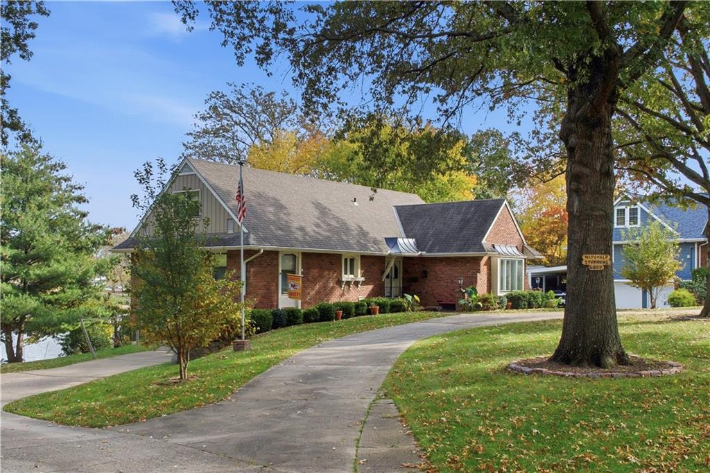 6817 Lakeshore Drive Raytown, MO 64133 - Photo 70 of 73