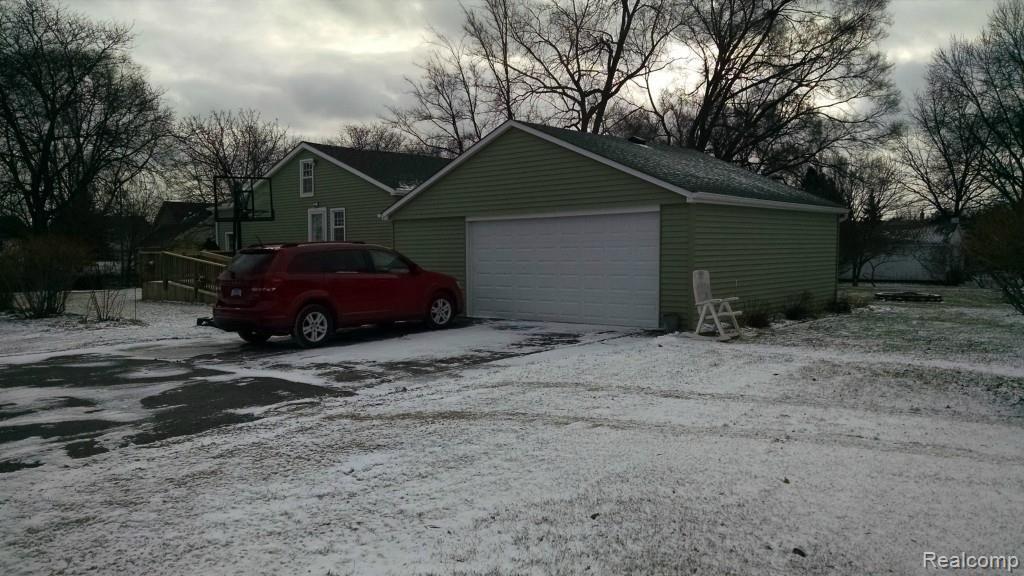 2822 Harrison Avenue Rochester, MI 48307 - Photo 6 of 6 IMG_20150105_103136348.jpg