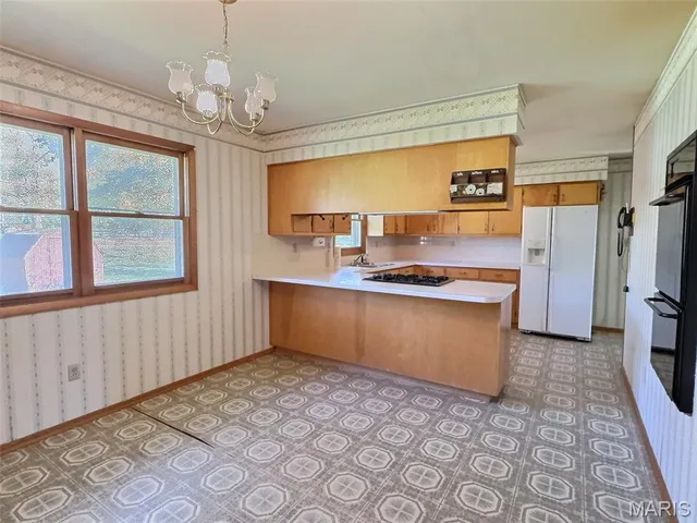 $189,000 | 310 Arlington Drive, Scott City, MO 63780