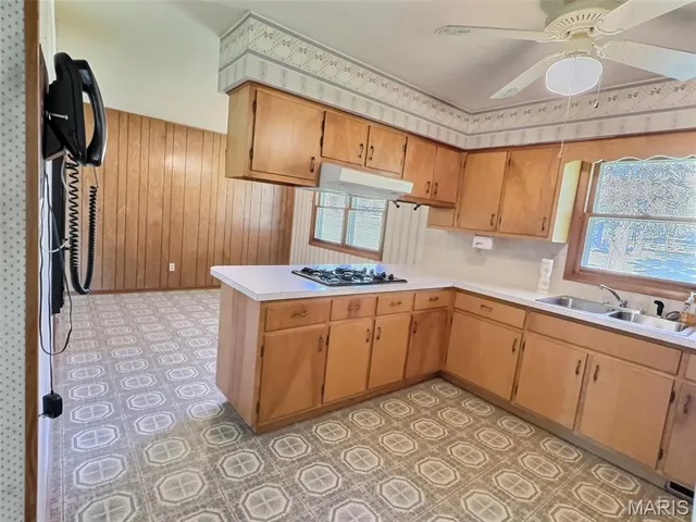 $189,000 | 310 Arlington Drive, Scott City, MO 63780