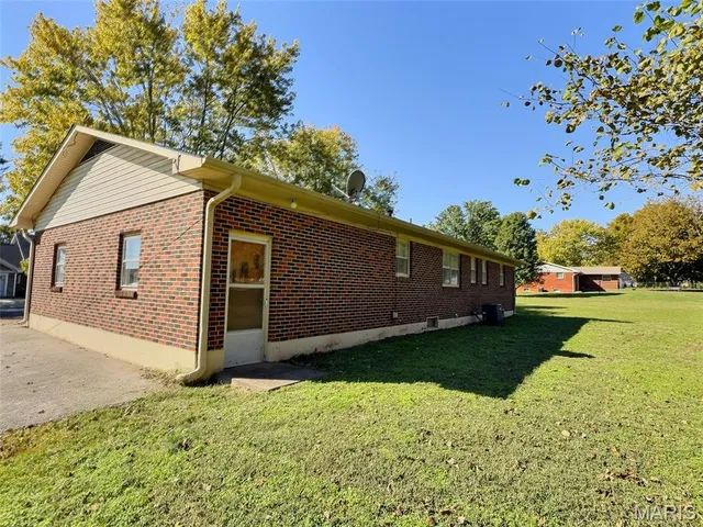 $189,000 | 310 Arlington Drive, Scott City, MO 63780