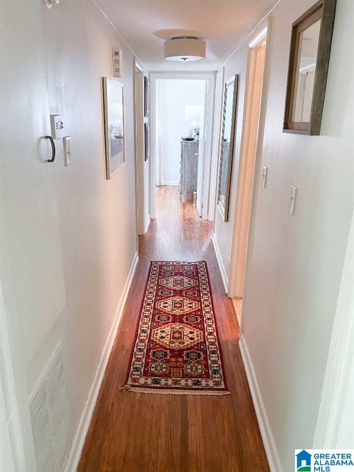 1012 Queensbury Road Birmingham, AL 35209 - Photo 12 of 23