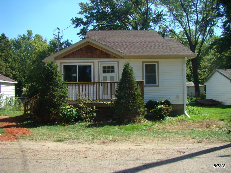 W931 Green Road Bloomfield, WI 53128 - Photo 1 of 1 front