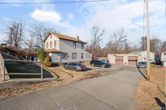 $800,000 | 50 Samsondale Avenue, West Haverstraw, NY 10993