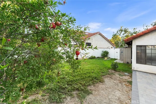 $1,100,000 | 25010 Foxtail Court, Stevenson Ranch, CA 91381