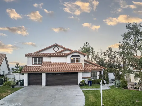 $1,050,000 | 25010 Foxtail Court, Stevenson Ranch, CA 91381