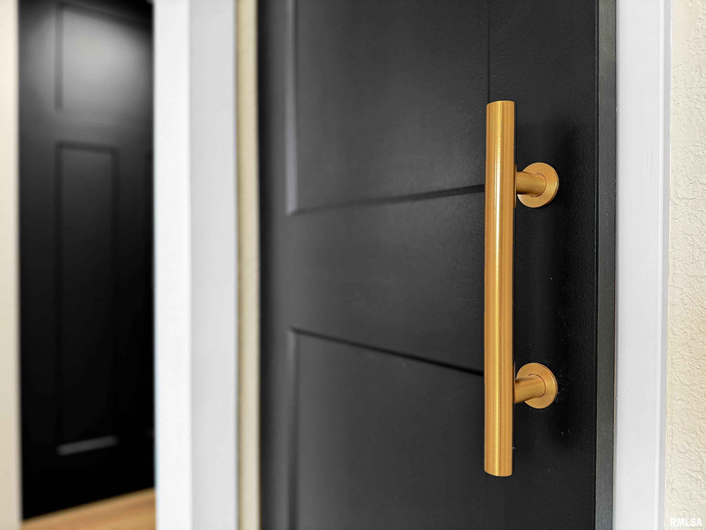 5621 Martin Weber Road Glasford, IL 61533 - Photo 24 of 69